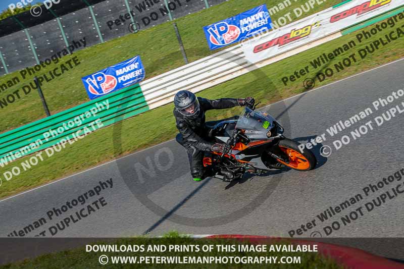 PJM Wedding Photography;enduro digital images;event digital images;eventdigitalimages;mallory park;mallory park photographs;mallory park trackday;mallory park trackday photographs;no limits trackdays;peter wileman photography;racing digital images;trackday digital images;trackday photos